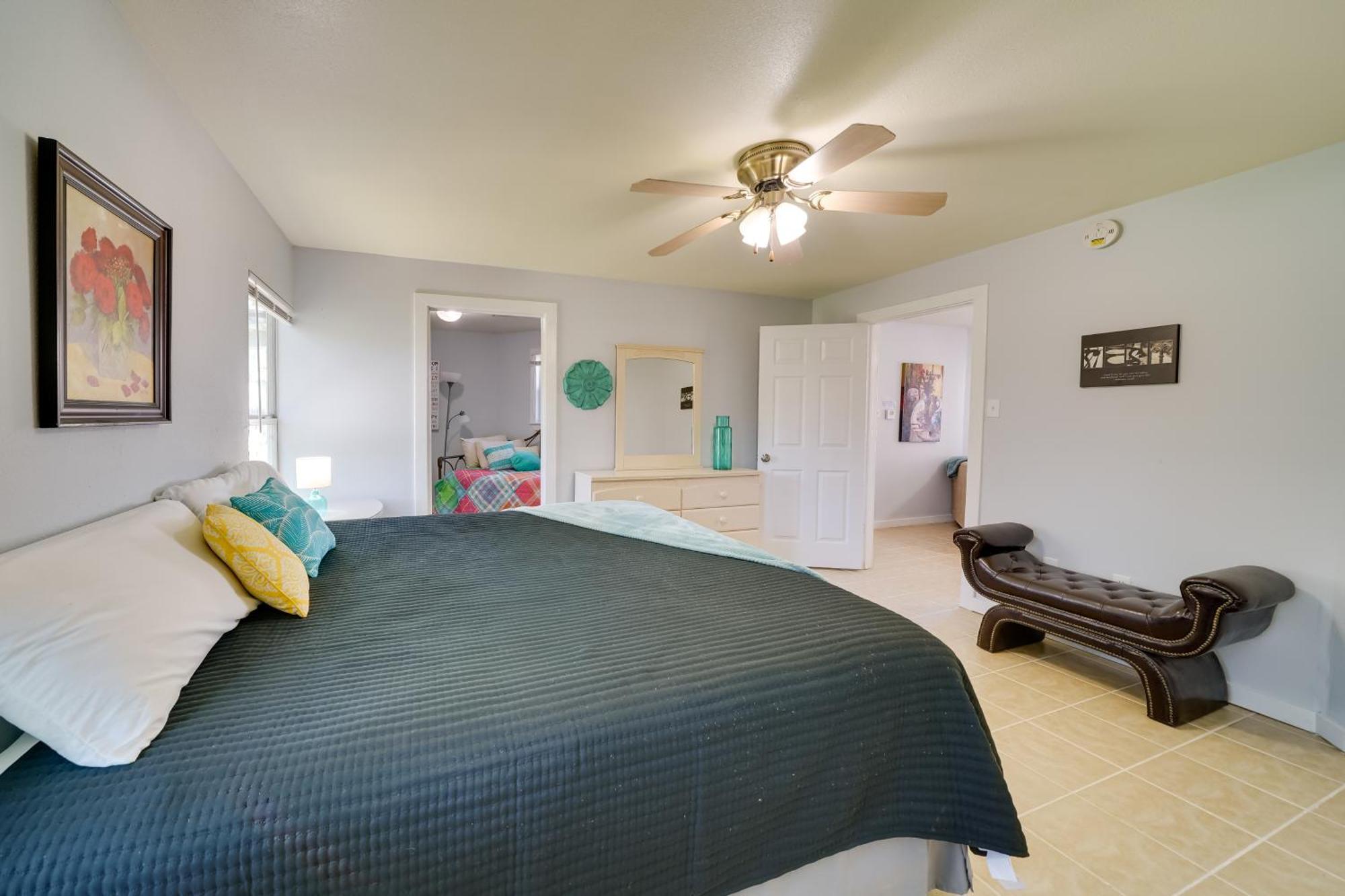 Cozy With Medina River Access! *