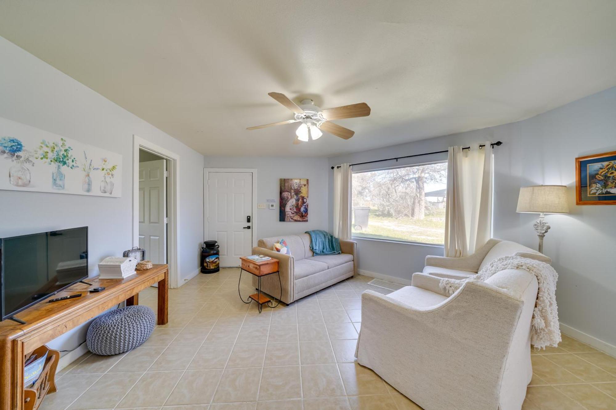 Cozy With Medina River Access! Holiday home *